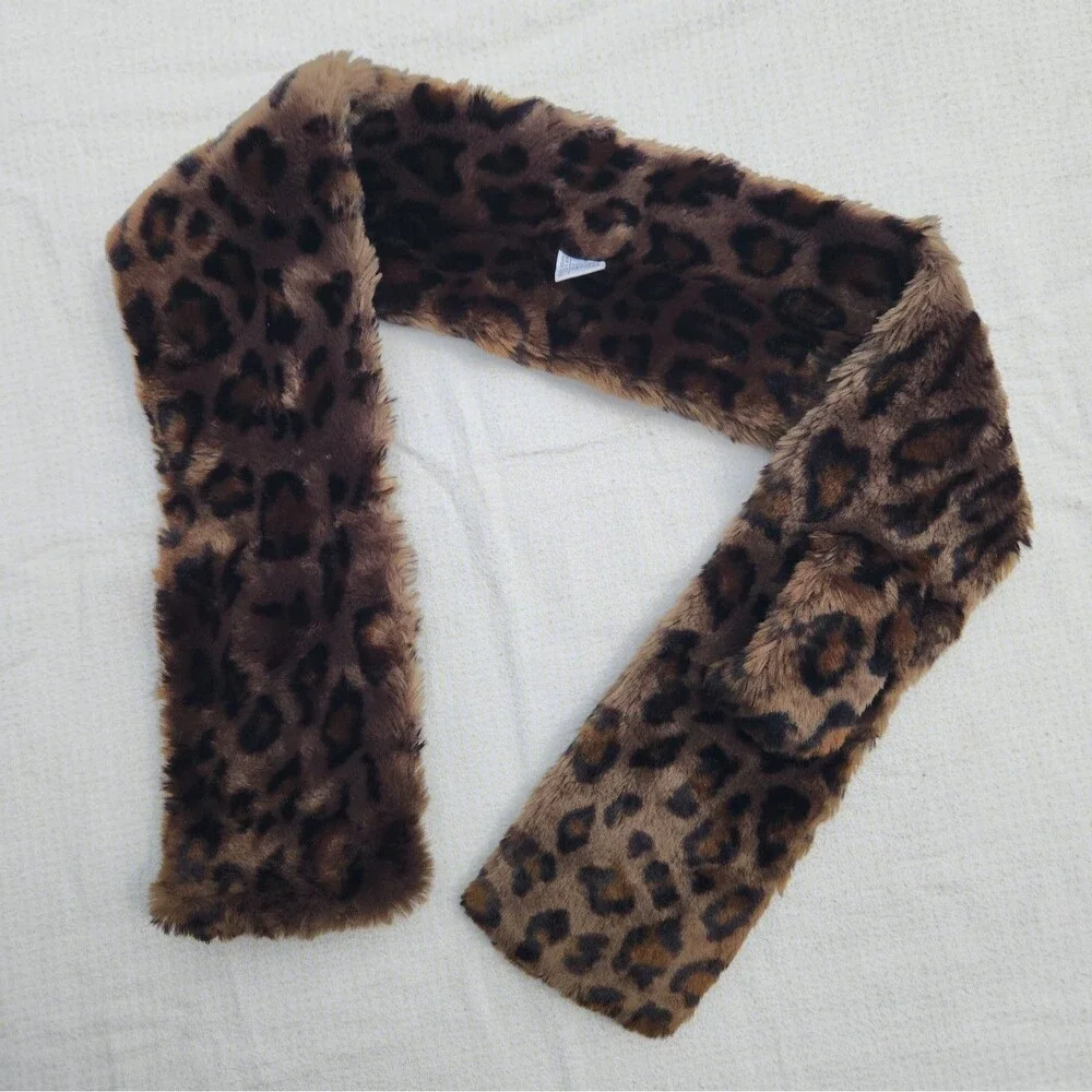 Vtg Luxury Leopard Faux Fur Scarf Pull Through Keyhole Stole Made in Belgium